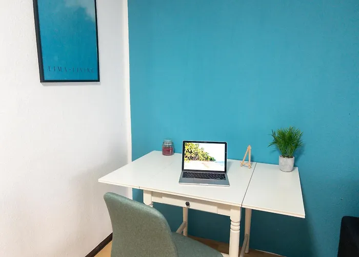 Zentrale Stadtwohnung Mit Kueche - Wifi I Centre With Kitchen *