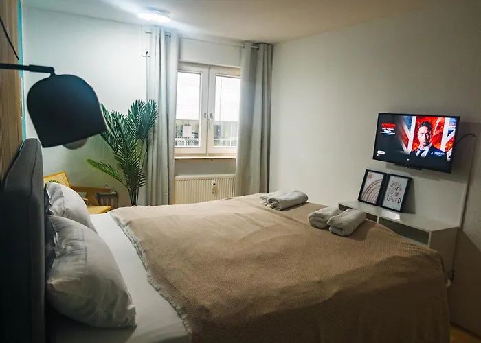 Zentrale Stadtwohnung Mit Kueche - Wifi I Centre With Kitchen Ulm