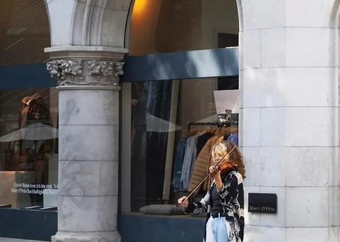 Zentrale Stadtwohnung Mit Kueche - Wifi I Centre With Kitchen